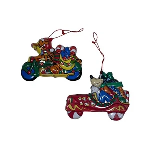 2 SET DISNEY 2000 Winnie The Pooh ORNAMENTO IN LATTA Tigro Pippo - Foto 1 di 4