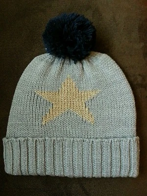 Nuevo con etiquetas Sombrero OshKosh B'gosh Niñas Pequeñas Estrella Dorada Gris Talla 4-6x Foto 1 de 3
