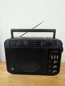 GE Superdio AM/FM Long range Hi Performance Radio - Picture 1 of 8