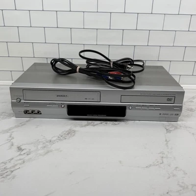 Toshiba SD-KV550SU DVD VHS 4 cabezales VCR video casete grabadora combo sin control remoto Foto 1 de 4