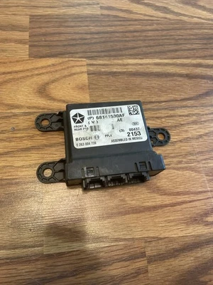 Módulo DriverAssist Dodge Ram 1500 2500 3500 14-16 68141530AF Foto 1 de 4