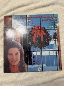 A COUNTRY CHRISTMAS WITH LORETTA LYNN AND FRIENDS - MCA RECORDS LP - Foto 1 di 3