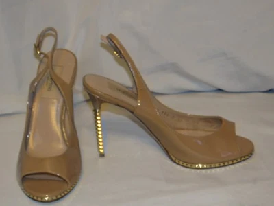 Cordones con tachuelas de charol tostado Valentino talla 38 Foto 1 de 4