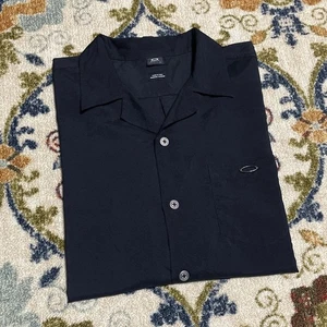 VTG Y2K Mens Oakley Short Sleeve Button Up Black Shirt L Metal Logo Skater - Picture 1 of 7