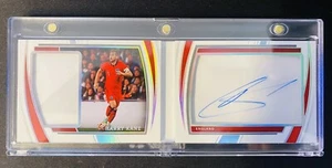 Folleto Jersey Inmaculado Harry Kane Signature Moves 2022-23 Inglaterra #/64 Automático - Imagen 1 de 2