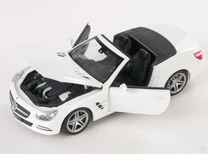 SPEDIZIONE FLASH MERCEDES SL 500 Cabrio 2012 bianco white Welly modello auto 1:24 NUOVO - Foto 1 di 1