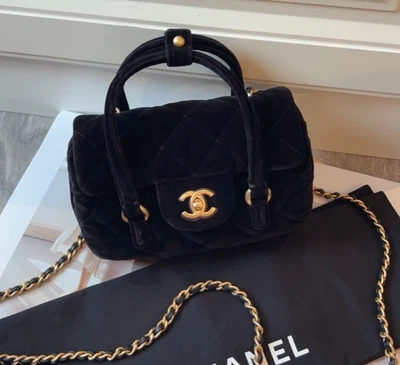 Bolso de Mano de Hombro CHANEL CC Logo 25C Terciopelo Asa Superior 2 Vías Negro Dorado para Mujer Foto 1 de 4