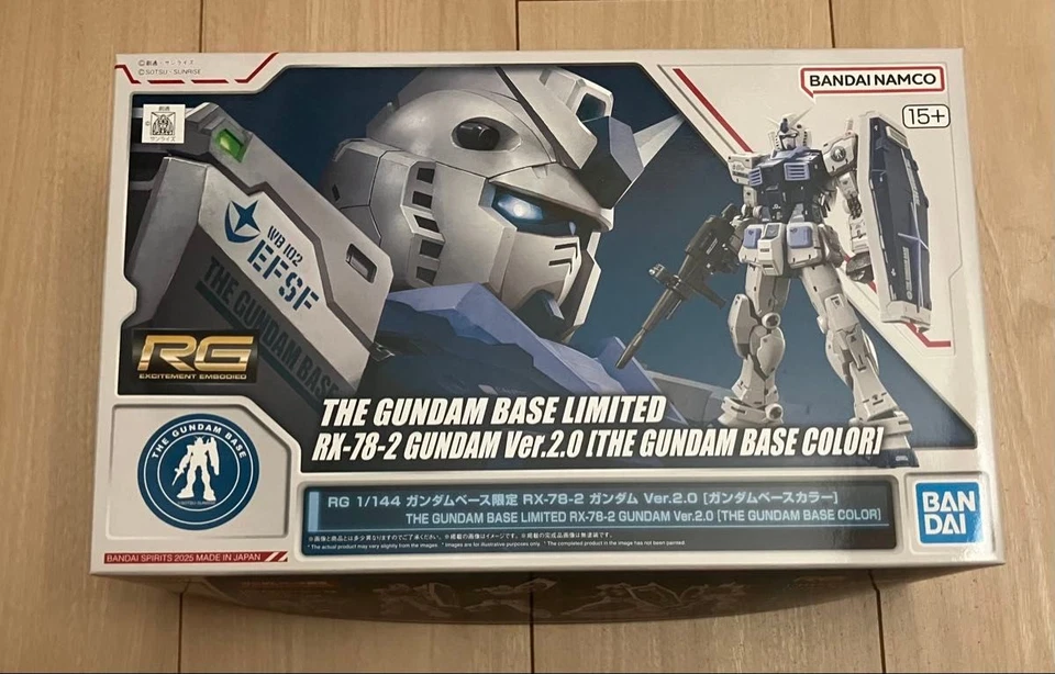 RG 1/144 Gundam Base Limited RX-78-2 Gundam Ver.2.0 - Image 1 of 1