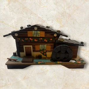 Vintage Holz Spieluhr Schmuck/Schmuckkästchen Blockhaus Wassermühle mit Spiegel - Bild 1 von 12