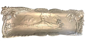 RARE Arthur Court Volcano & Palm Trees Hawaii Long Dimensional Tray 1993 - Bild 1 von 5