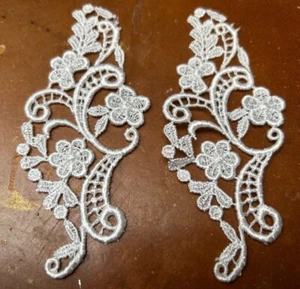 vintage lace applique 1950s venis cotton dyeable 2pcs 2x4.5" made in USA - Picture 1 of 6