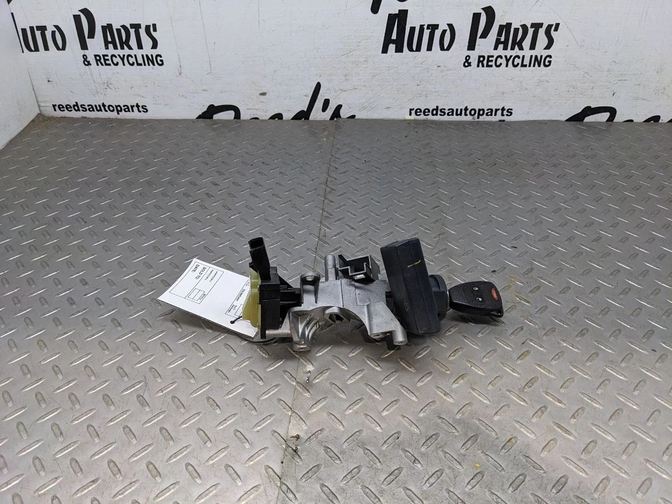 Interruptor de ignição LHD VIN W 6º dígito JK corpo compatível 07-18 WRANGLER 1148761 - Imagem 1 de 4