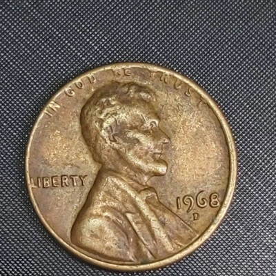 1968 D Lincoln Penny has error on top edge and "L" in Liberty on Edge, among oth - Image 1 of 4