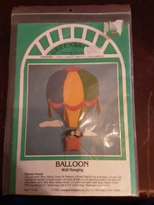 Greenbrier Ballon Wall Hanging Pattern 1982 Style 1118 - Picture 1 of 2