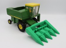 No. 443 Four-Row Corn Head for John Deere 6600 Combine by Ertl - 1970s