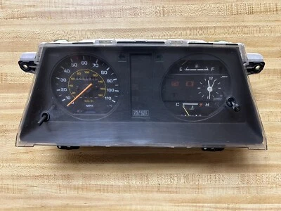 Cuadro velocímetro con reloj de cuarzo Toyota Van Wagon 1984-1989 OEM Foto 1 de 4