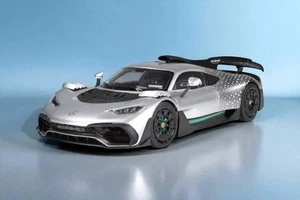 NZG 2023 Mercedes Benz One AMG (C298) Hightech silber 1:18 - Bild 1 von 8