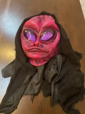 Adult Zagone Studios Hand Made “UV Classic Alien” Halloween Mask N1175 - Image 1 of 4