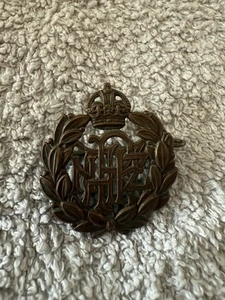 Military Cap Badge - Picture 1 of 2