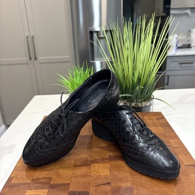 Cuero tejido con cordones negro Sesto Meucci, punta de ala talla 8,5 Foto 1 de 4