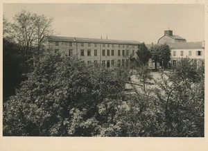 Frankreich Chalon sur Marne Institution Notre Dame Garten altes Foto Rativet 1954 - Bild 1 von 3