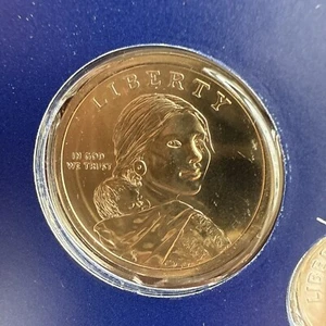 2019 P Native American Sacagawea Dollar in Verpackung aus US Mint Set Stempelglanz 1 $ - Bild 1 von 11