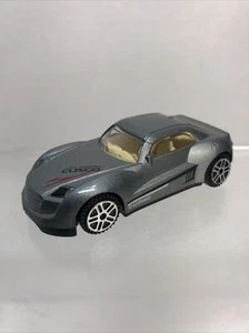 Unbranded Die Cast Car 1:64 Gray Cusco - Picture 1 of 9