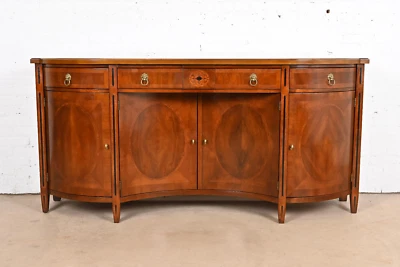 Aparador John Widdicomb Regency o madera neoclásica de caoba y burl Credenza Foto 1 de 4