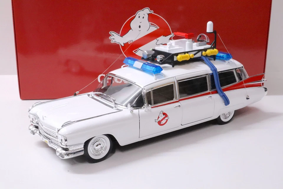 1:18 Hot Wheels 1959 Cadillac Miller GHOSTBUSTERS ECTO-1 Auto Da Film Bianca - Immagine 1 di 4