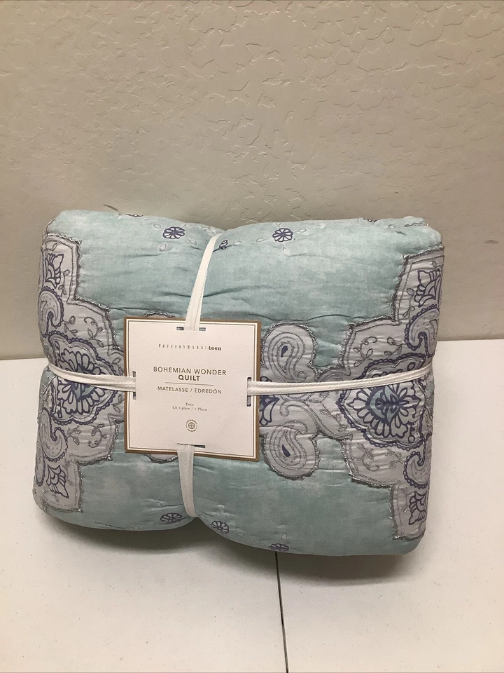 Edredón Pottery Barn Teen Bohemian Wonder Matelasse gris aguamarina edredón doble Foto 1 de 4