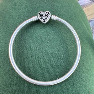 100% PANDORA 592593C01 Silver Moments Heart Butterfly Charm Bangle Bracelet Rare - Picture 1 of 5