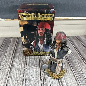 NECA Jack Sparrow Resin Bust Pirates Of The Caribbean Limited Edition 923:2500 - Picture 1 of 12