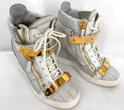 Tênis Giuseppe Zanotti branco crocodilo em relevo Lorenz couro anabela tamanho 38.5 - Imagem 1 de 4