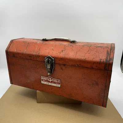 Vintage PROTO PROFESSIONAL TOOL BOX Flying Lady Hip Roof Vintage 19” With Tray - Image 1 of 4