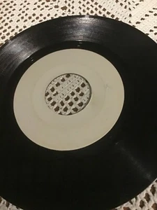 THIN GABI ""HISTORY OF A KISS"" ITALY'82. RARE SAMPLE DISC - Picture 1 of 1