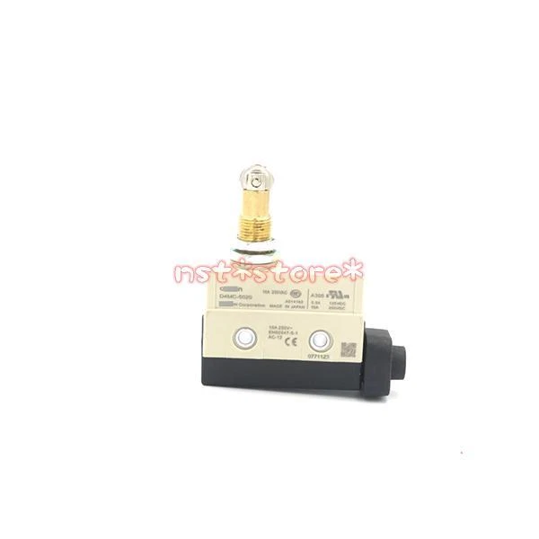 2PCS New For  D4MC-5020 Limit Switch D4MC5020 10A 250V AC-12 - Image 1 of 1