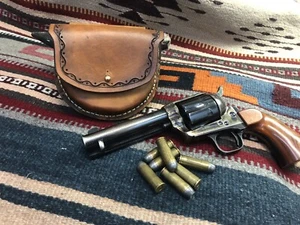 Bolsa de cinturón Bullet Pouch trabajada a mano. - Imagen 1 de 3