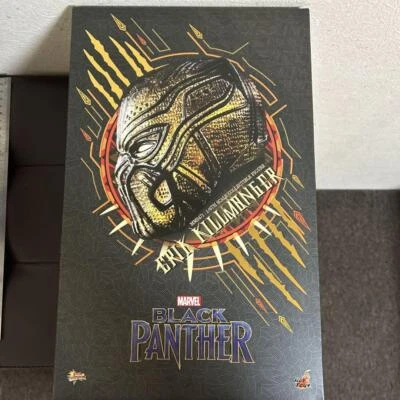 Boneco Hot Toys Marvel Pantera Negra Erik Killmonger escala 1/6 MMS471 - Imagem 1 de 3