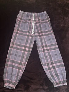 Women’s No Boundaries pink And Purple plaid sweat pants. Size Large. New! - Picture 1 of 6