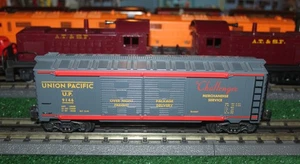 K Line Union Pacific Challenger Doppeltür-Güterwagen - OVP - VERKAUFT WIE BESEHEN - Bild 1 von 7