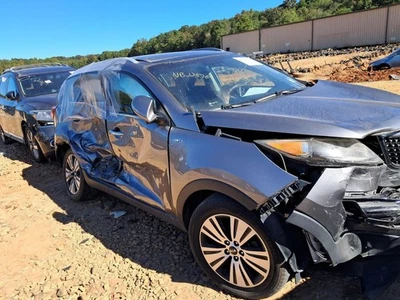 Fuse Box Engine Fits 14-16 SPORTAGE 4826283 Foto 1 de 4