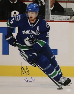 Henrik Sedin Signed 16x20 Vancouver Canucks Photo JSA - Picture 1 of 2