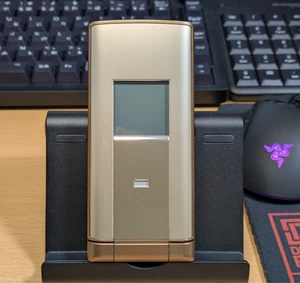 au Kyocera Easy Mobile Phone KYF32 Gold Japanese Flip Phone Tested Rare - Picture 1 of 24