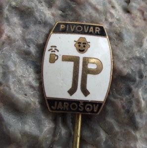 Antico birrificio Pivovar Jarosov birra lager ceco uomo con distintivo spilla vetro - Foto 1 di 6