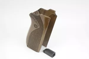 S&W SMITH & WESSON 5906,5903,4003,4006,4046,410,411,910,911,WOOD/WALNUT GRIP SET - Picture 1 of 3