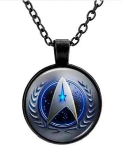 Star Trek Pendant & 18" Necklace FREE SHIPPING IN THE USA! - Picture 1 of 3