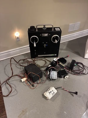 Working Blue Max Radio System For Balsa R/c Model Airplane - Image 1 of 4