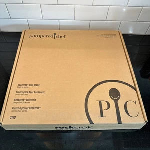 Pampered Chef 3150 Rockcrok Round 15" Black Grill Stone w/ Handles Pizza - Picture 1 of 23