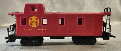 Bachmann HO Scale Atchison Topeka & Santa Fe Railway Caboose Car ATSF 999628 - Image 1 of 4