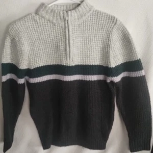 cat and jack boys sweater Grey/Green Size Med - Picture 1 of 8